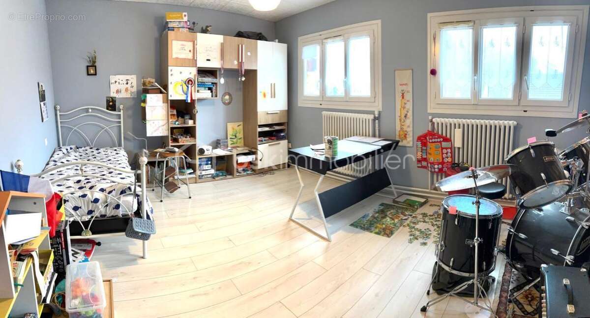 Maison à BRIE-COMTE-ROBERT