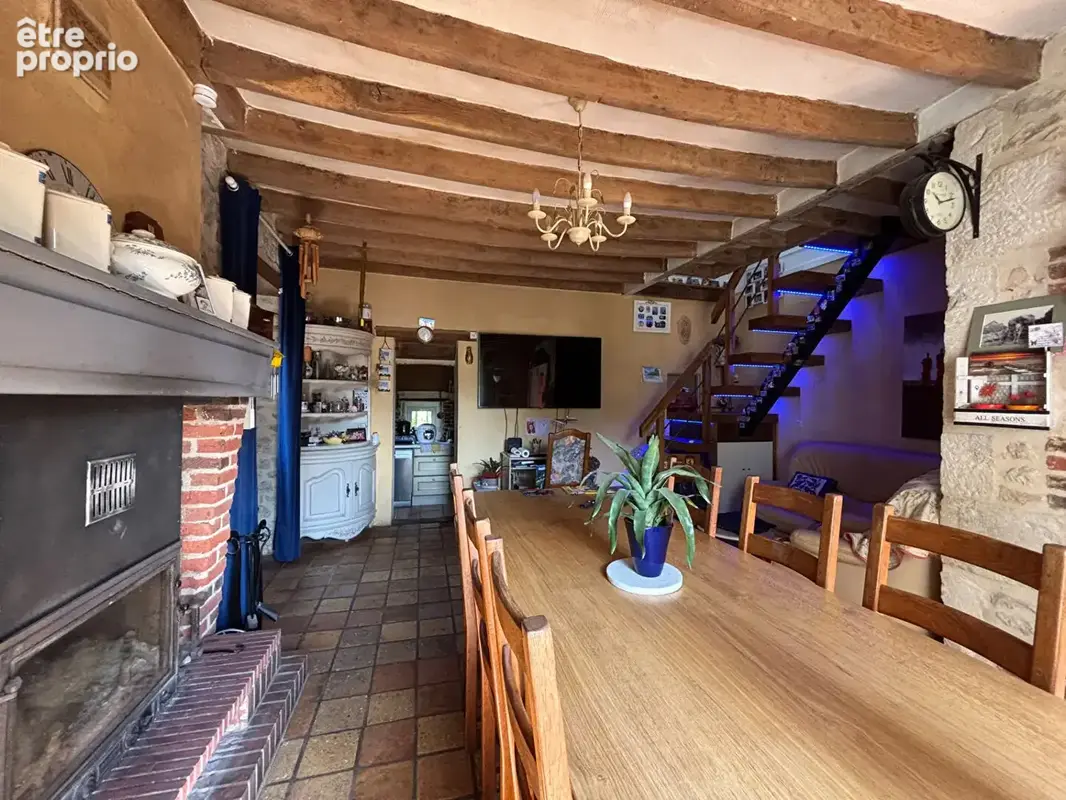 Longère isolée - T5 120 m² - Vichères - photo 2