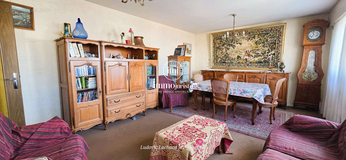 Appartement 87 m² à Limoges  - photo 2