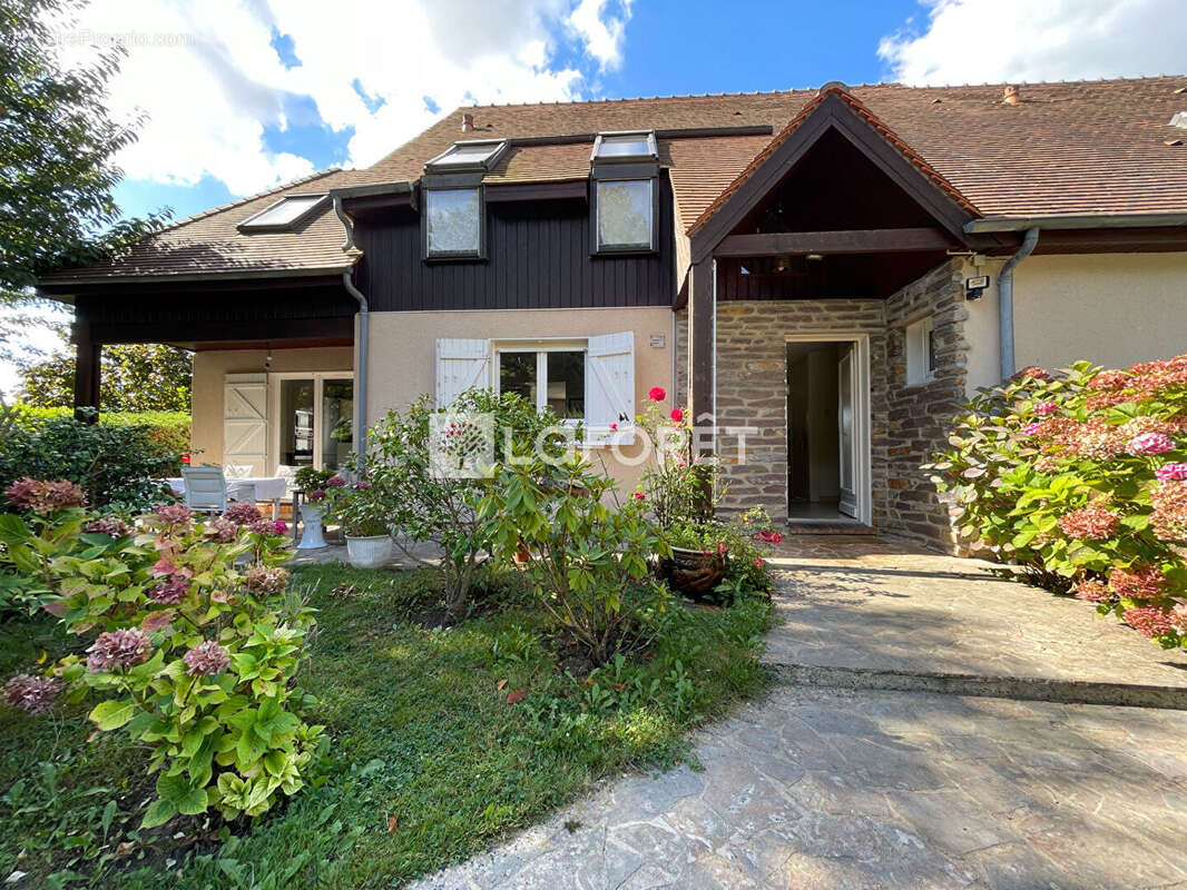 Maison à SANTENY