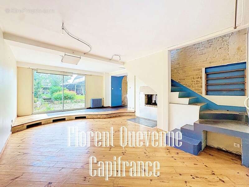 Maison à FLEURY-SUR-ORNE