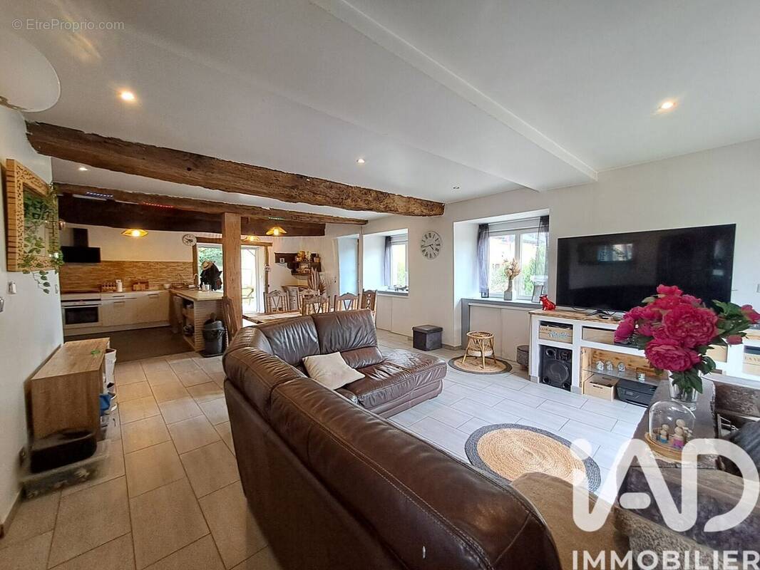 Photo 1 - Maison à MORDELLES