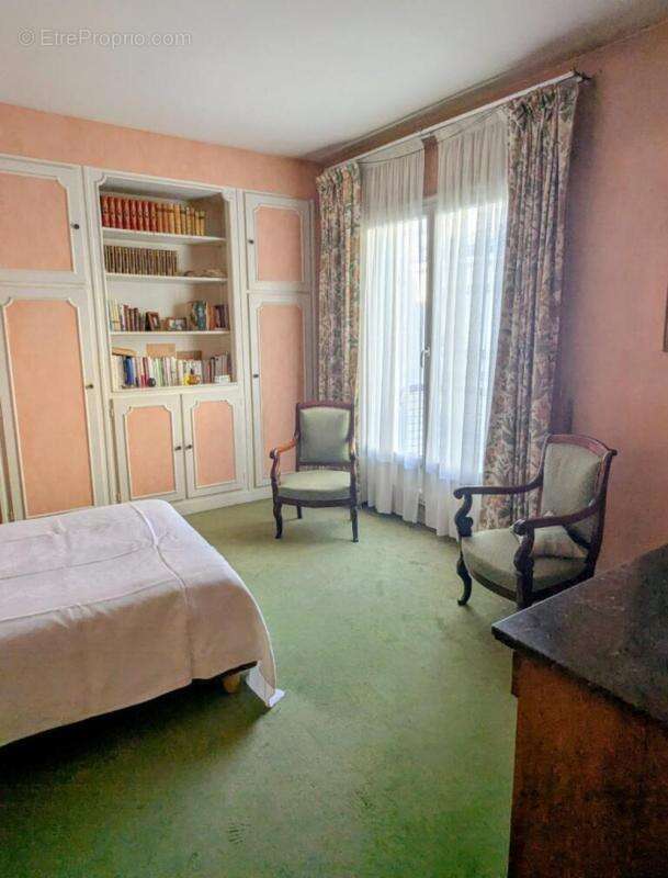 Appartement à PARIS-6E