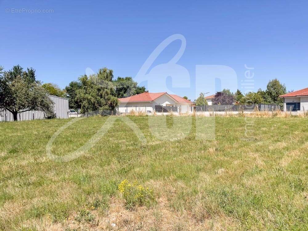 Terrain à bâtir (Lot 4) - Terrain à LONGECHENAL