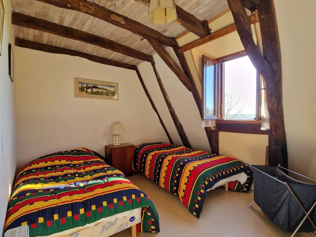 chambre 3 - Maison à COUX-ET-BIGAROQUE