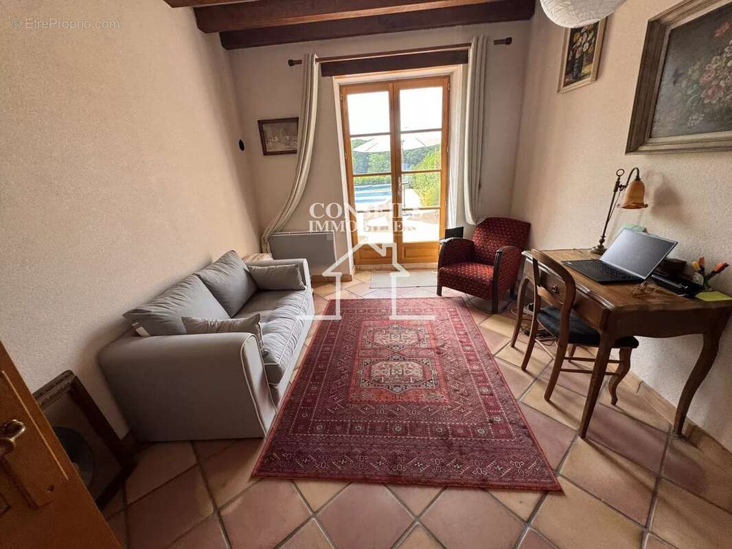 Maison à PRECY-SUR-VRIN