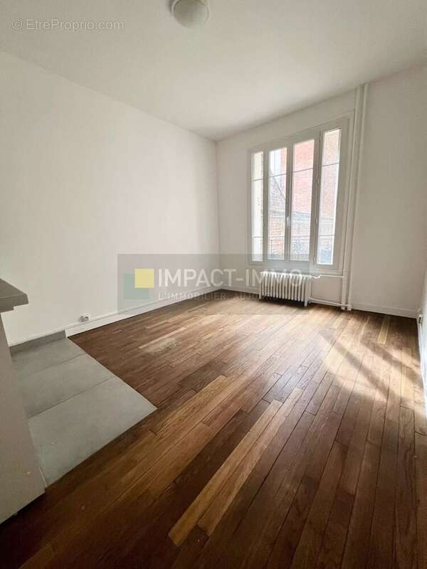 Appartement à SURESNES