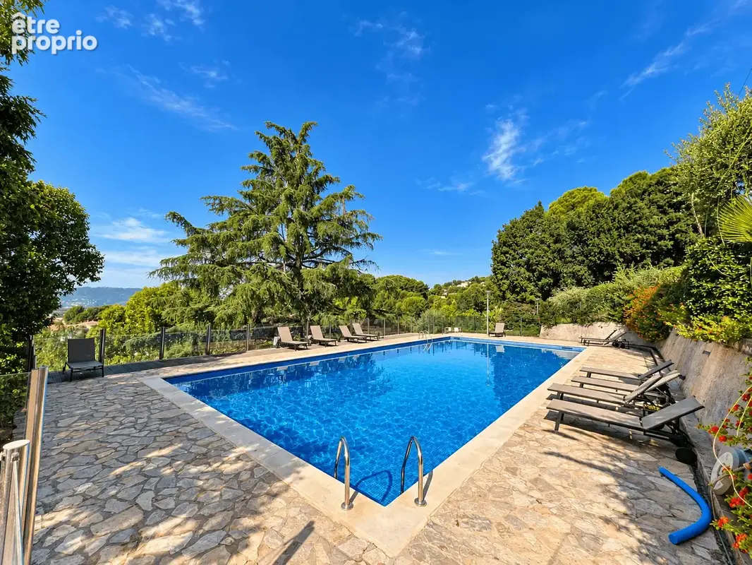 Hauteurs de Cannes - T3 85 m2 - Vue mer - Terrasse - Parking - Cave - Le Cannet - photo 3