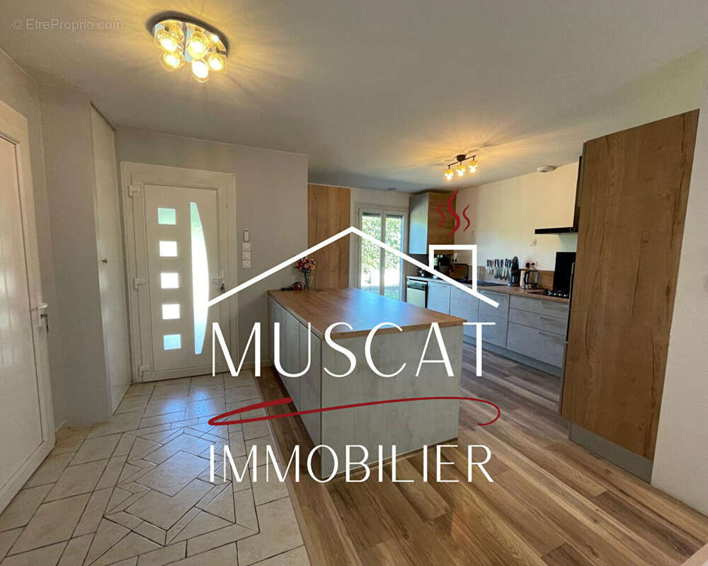 Maison à VILLEFONTAINE