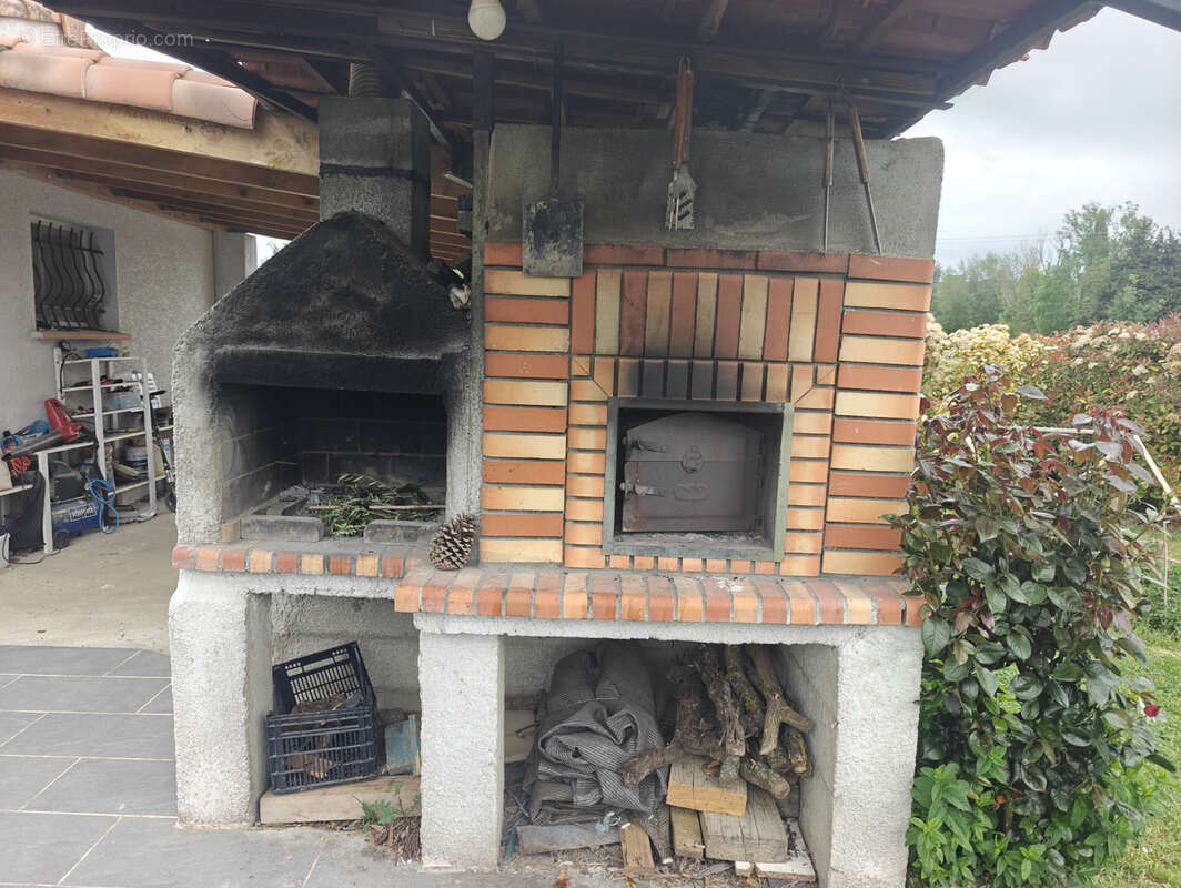 Maison à BRUGAIROLLES