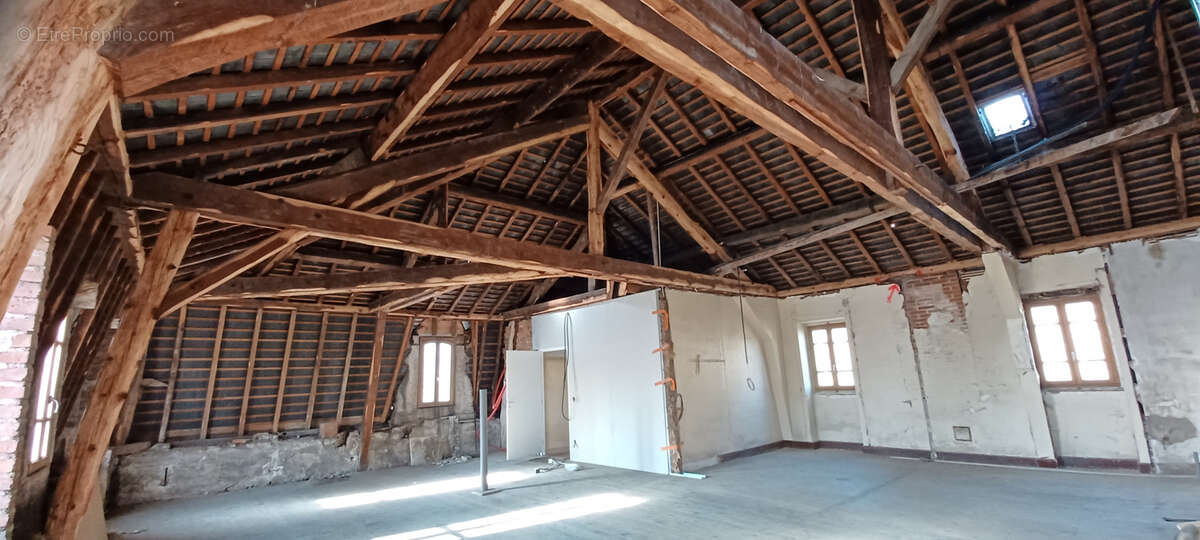 Autre à BOURBON-L&#039;ARCHAMBAULT