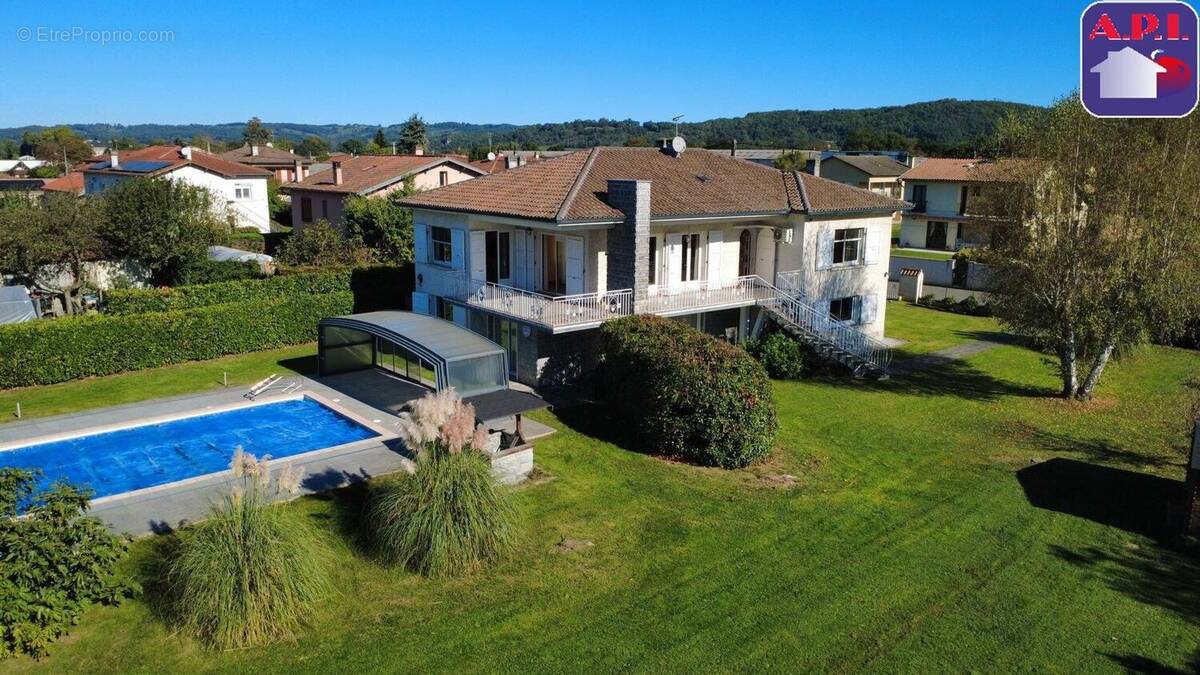 Maison à LORP-SENTARAILLE