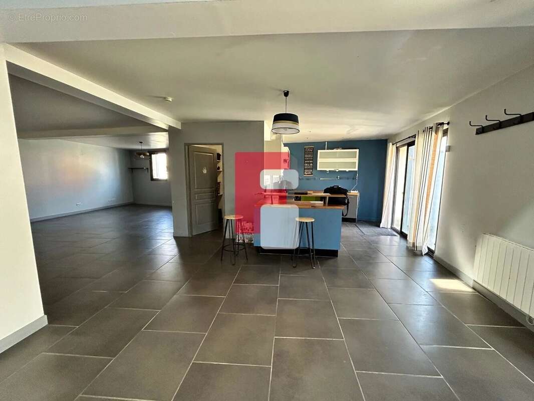 Maison à MONTIERAMEY