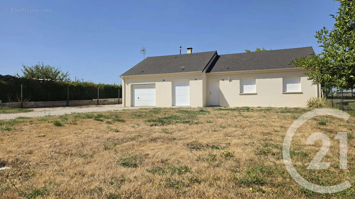 Maison 104 m² à Courtisols  - photo 4