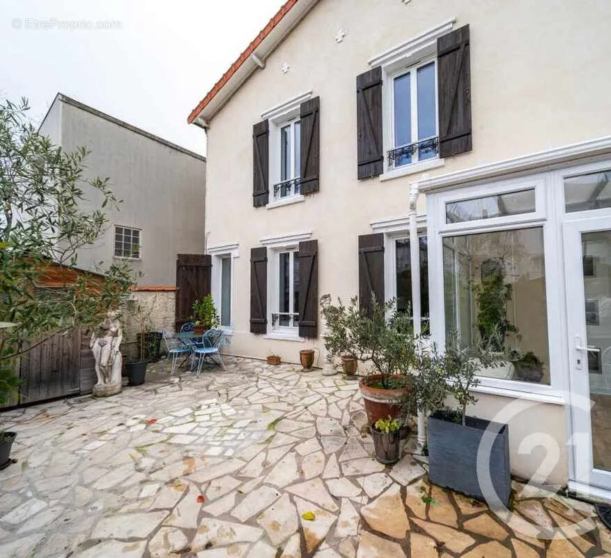 Appartement à SAINT-CLOUD