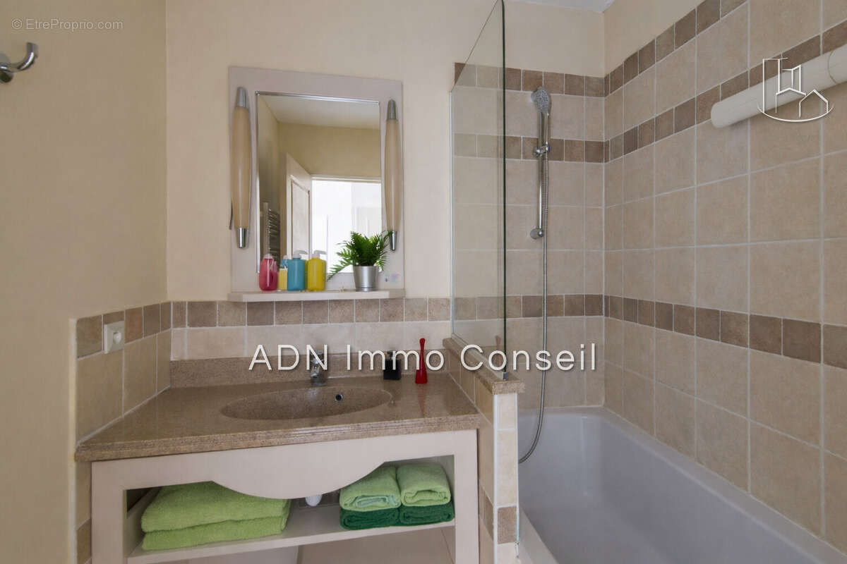 Appartement à MALLEMORT