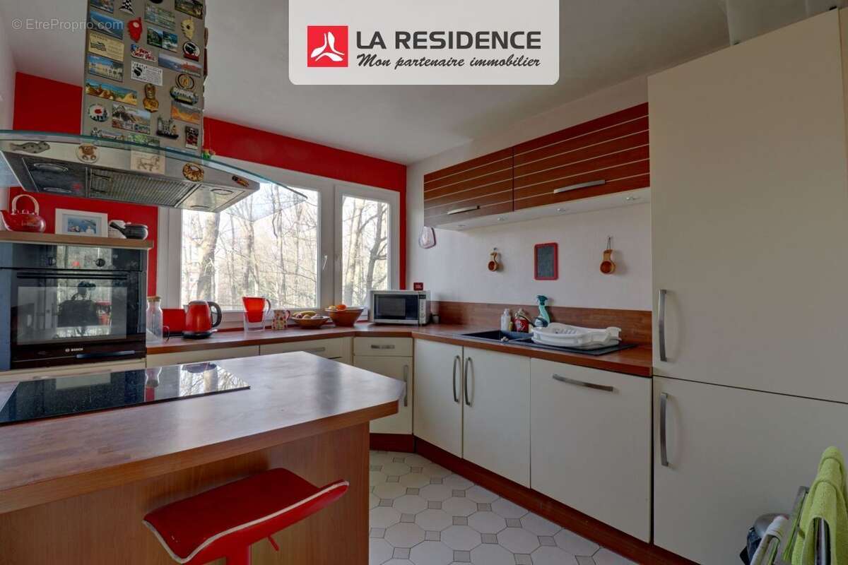 Appartement à VERNEUIL-SUR-SEINE