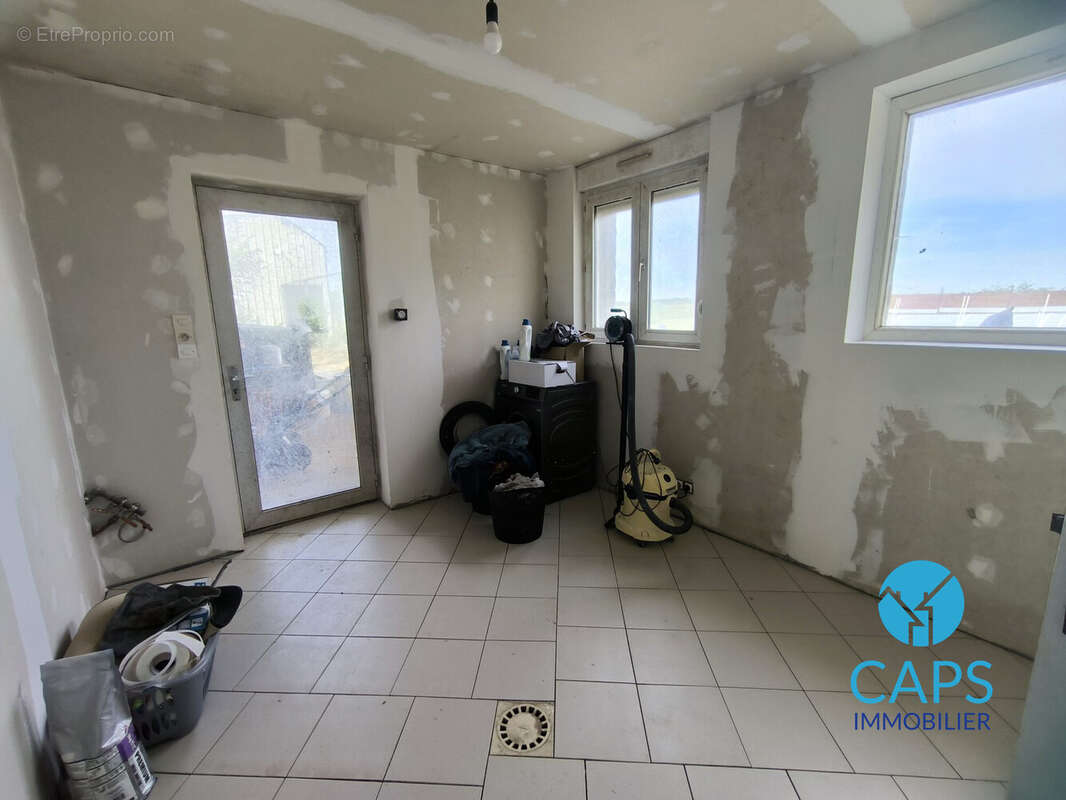 Maison 137 m² à Melleville  - photo 7