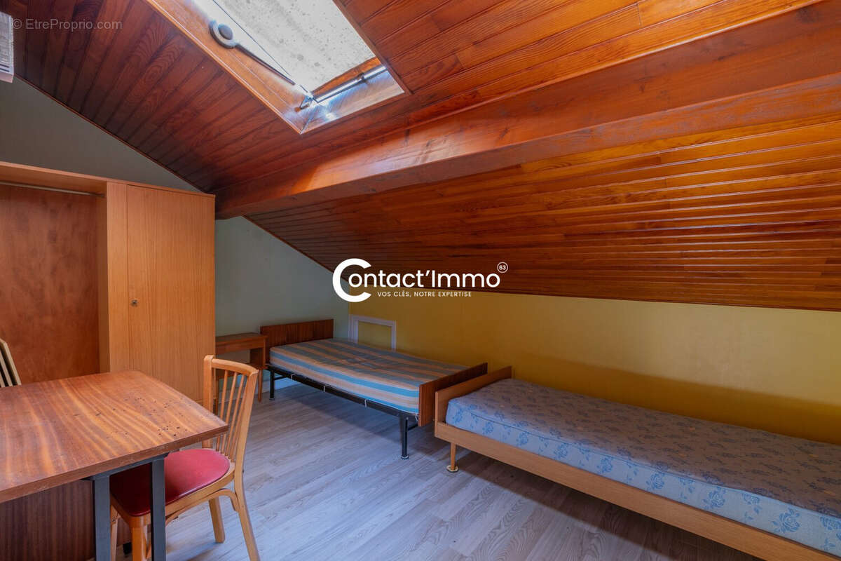 Maison 88 m² à Champeix  - photo 9