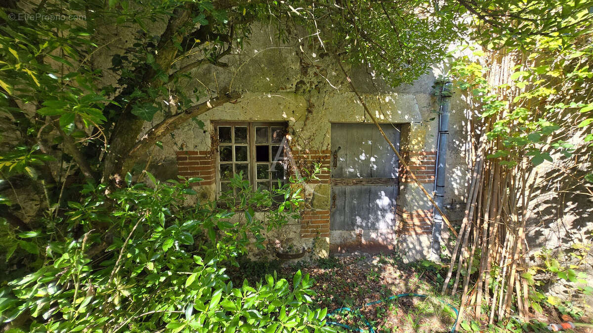 Maison à LES BORDES