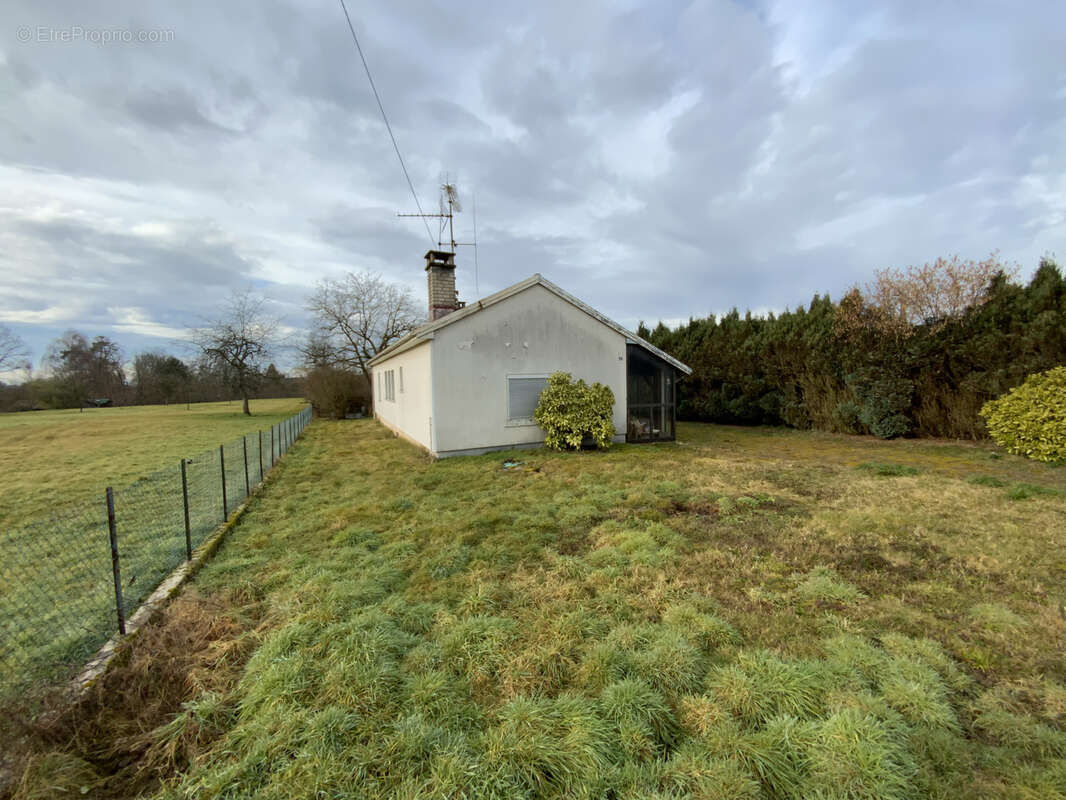 Maison à FROIDECONCHE