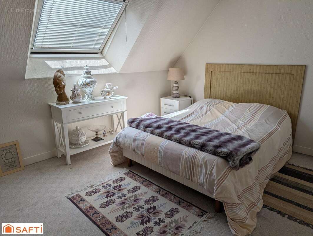 Photo 2 - Maison à VILLENEUVE-SUR-YONNE