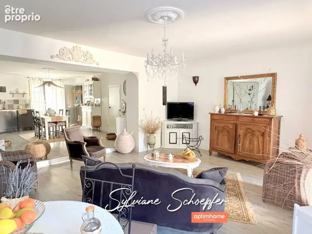 Maison de ville pleine de charme avec grand extérieur et garage, à 3 km de Grignan - photo 6