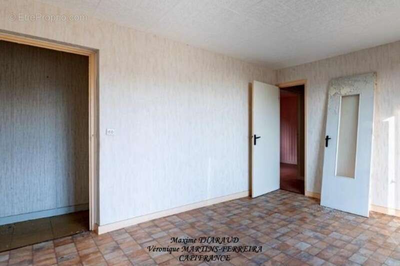 Appartement à LA GUICHE