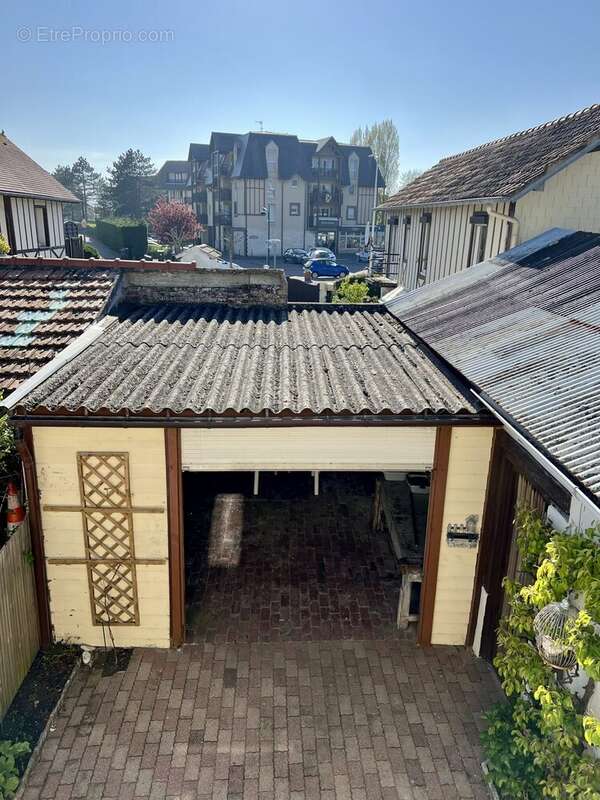 Maison à BLONVILLE-SUR-MER