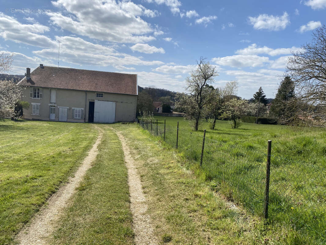 Maison à CONSENVOYE