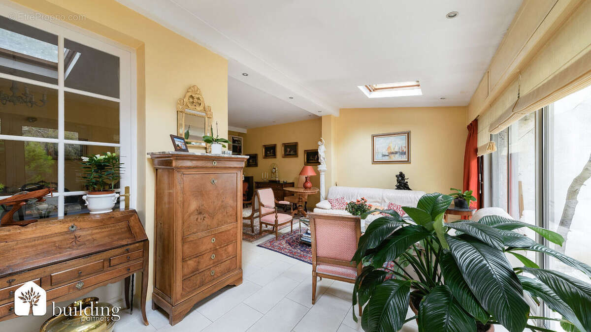 Maison à ASNIERES-SUR-SEINE