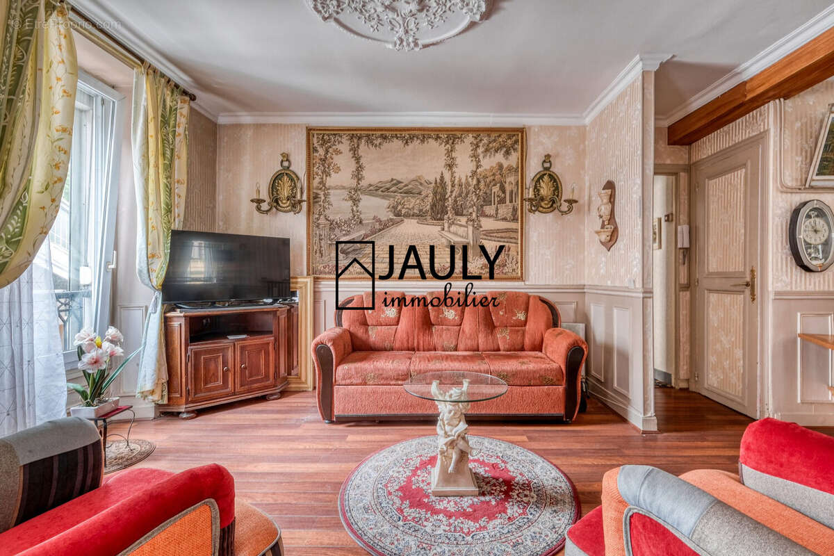 Appartement à PARIS-10E