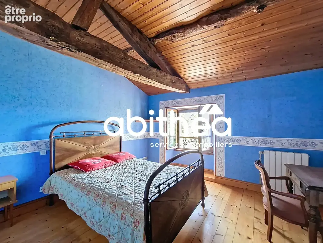 Charentaise  4 chambres  2800m2 de terrain clos  dependances - photo 17