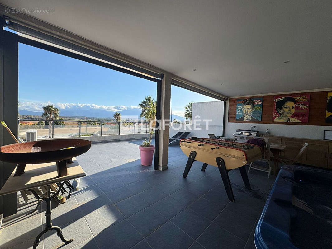 Maison à VILLENEUVE-DE-LA-RAHO