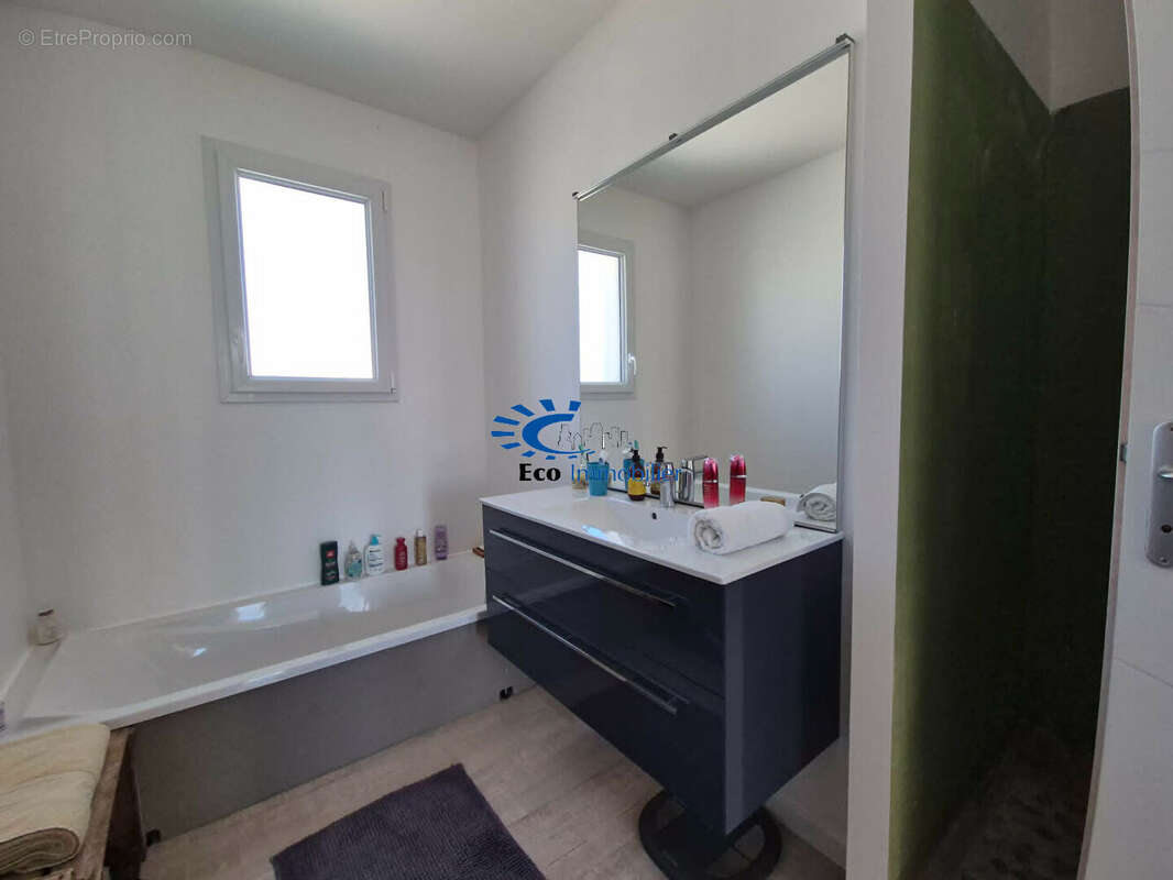 Maison plain-pied 94 m² 3 chambres garage jardin parking - photo 12
