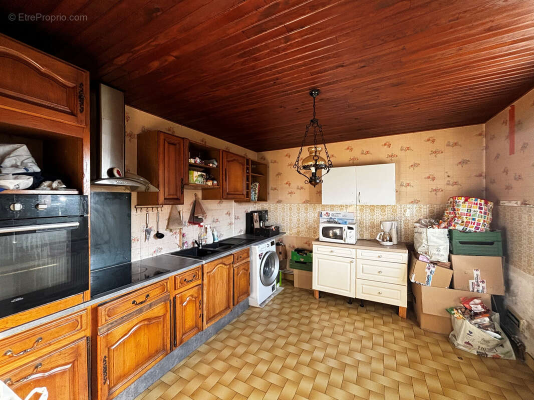 Maison à VOUJEAUCOURT