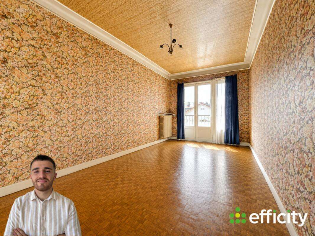 Maison 200 m² à Saint-Etienne  - photo 8
