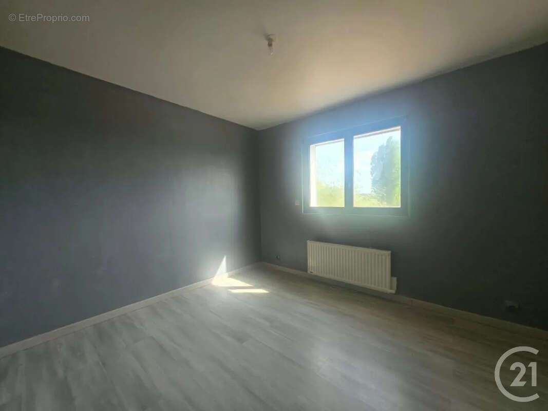 Maison 82 m² à Rugles  - photo 6