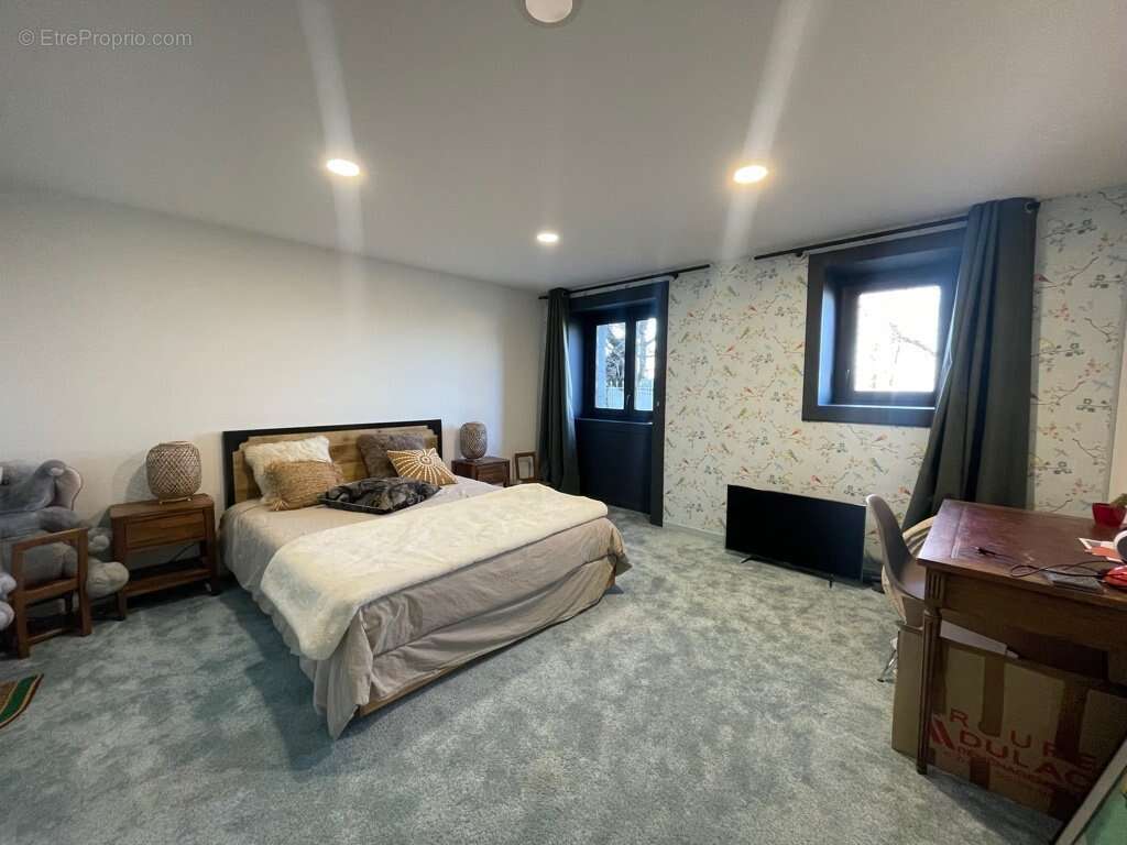 Maison à SAINT-JUST-SAINT-RAMBERT