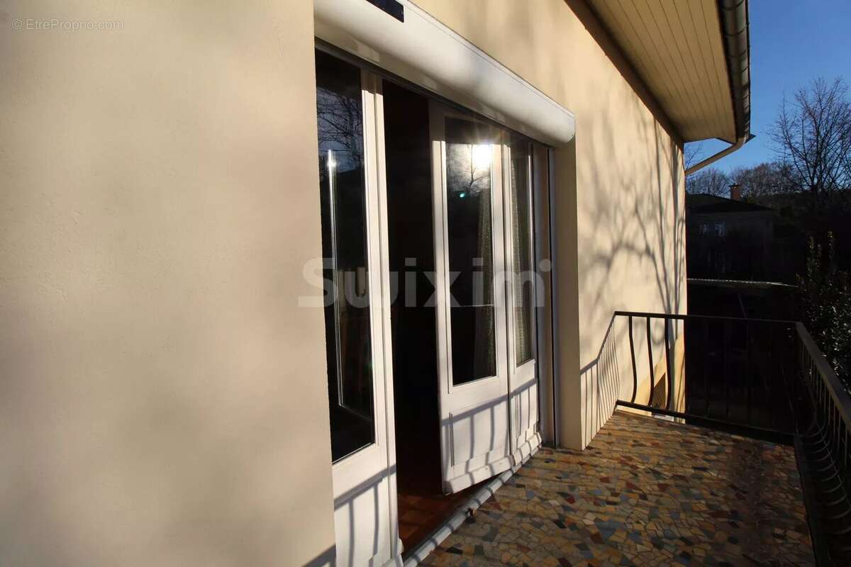 Maison à LONS-LE-SAUNIER