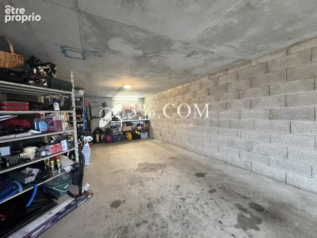 3%COM Beau F3 avec 2 balcons  et double garage - photo 17