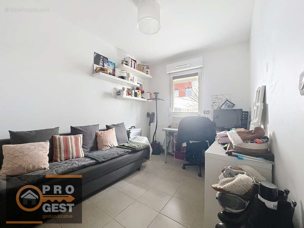 Appartement à SAINT-JEAN-DE-VEDAS