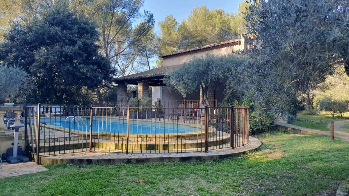 Maison à GRANS