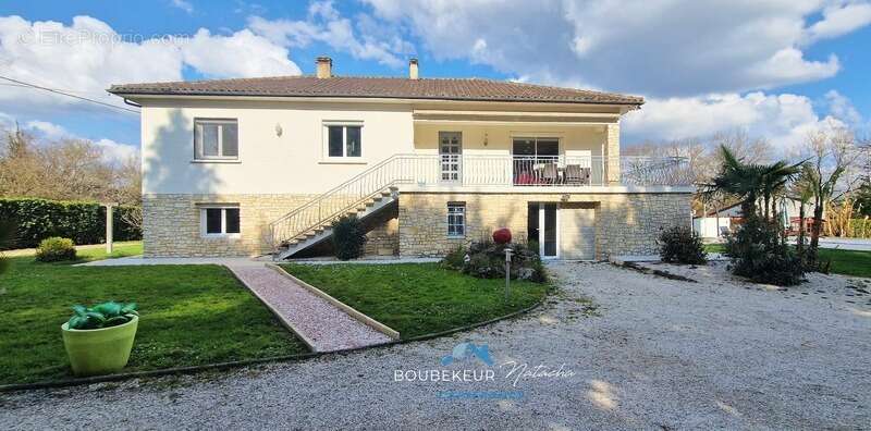 Maison à PRIGONRIEUX