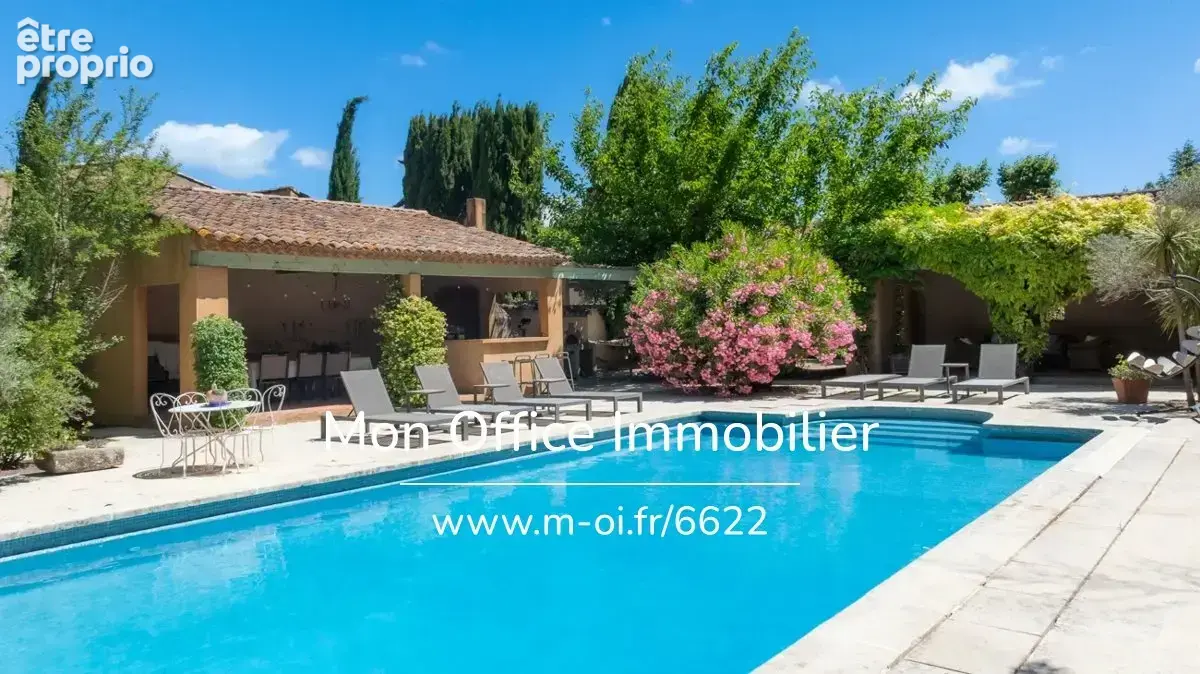 Référence : 6622-LLI. - Une demeure d'exception aux portes d'Aix-en-Provence, au cœur de l'art de vivre provençal - photo 2