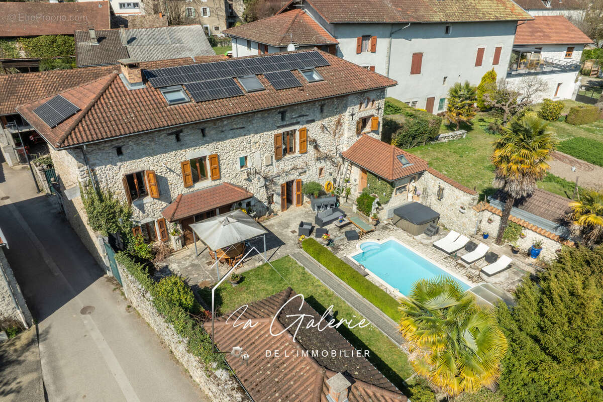 Maison à SAINTE-MARIE-D'ALLOIX