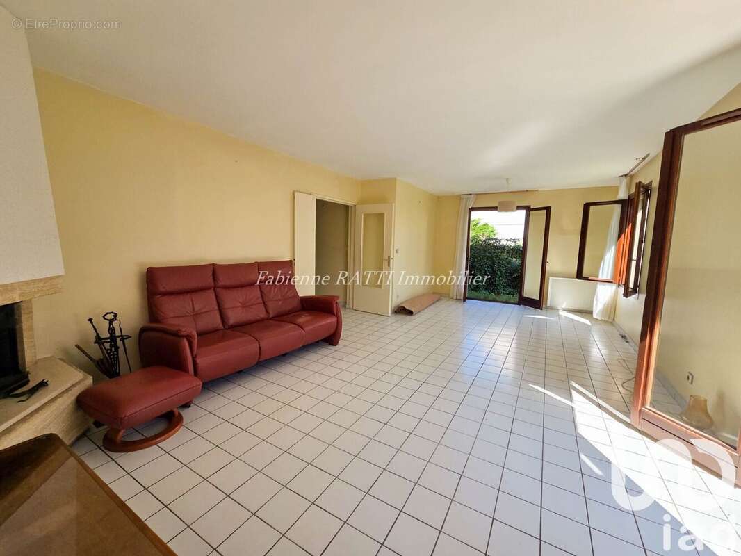 Photo 3 - Maison à LE PECQ