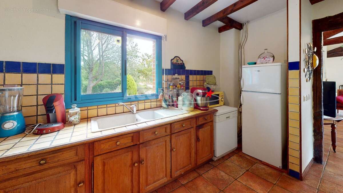 Saint-julia - maison avec jardin - photo 3