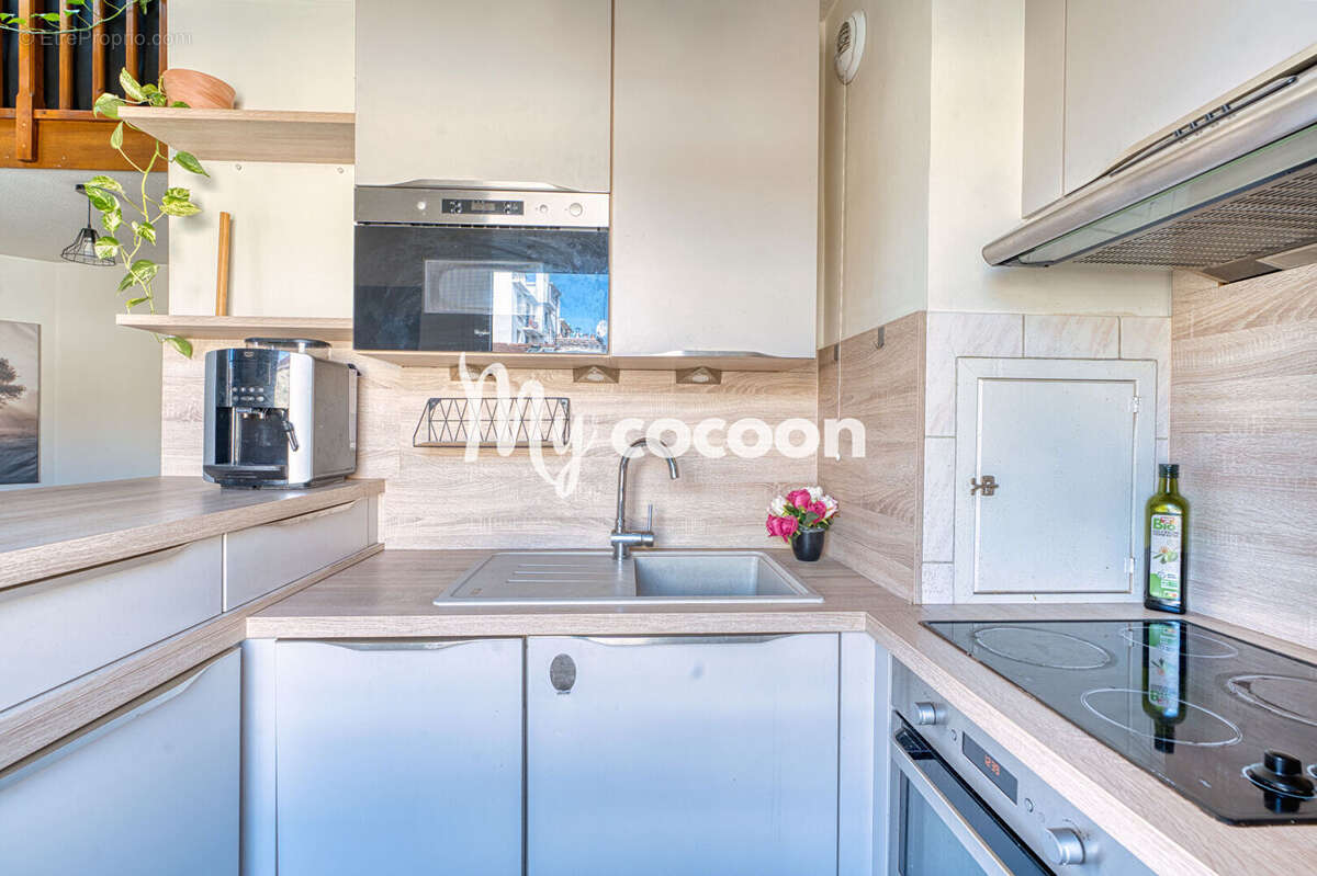 Appartement à LYON-8E