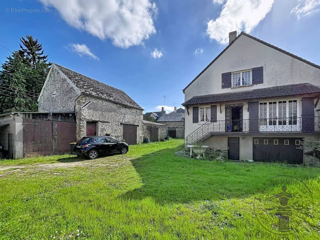 Maison à DOURDAN
